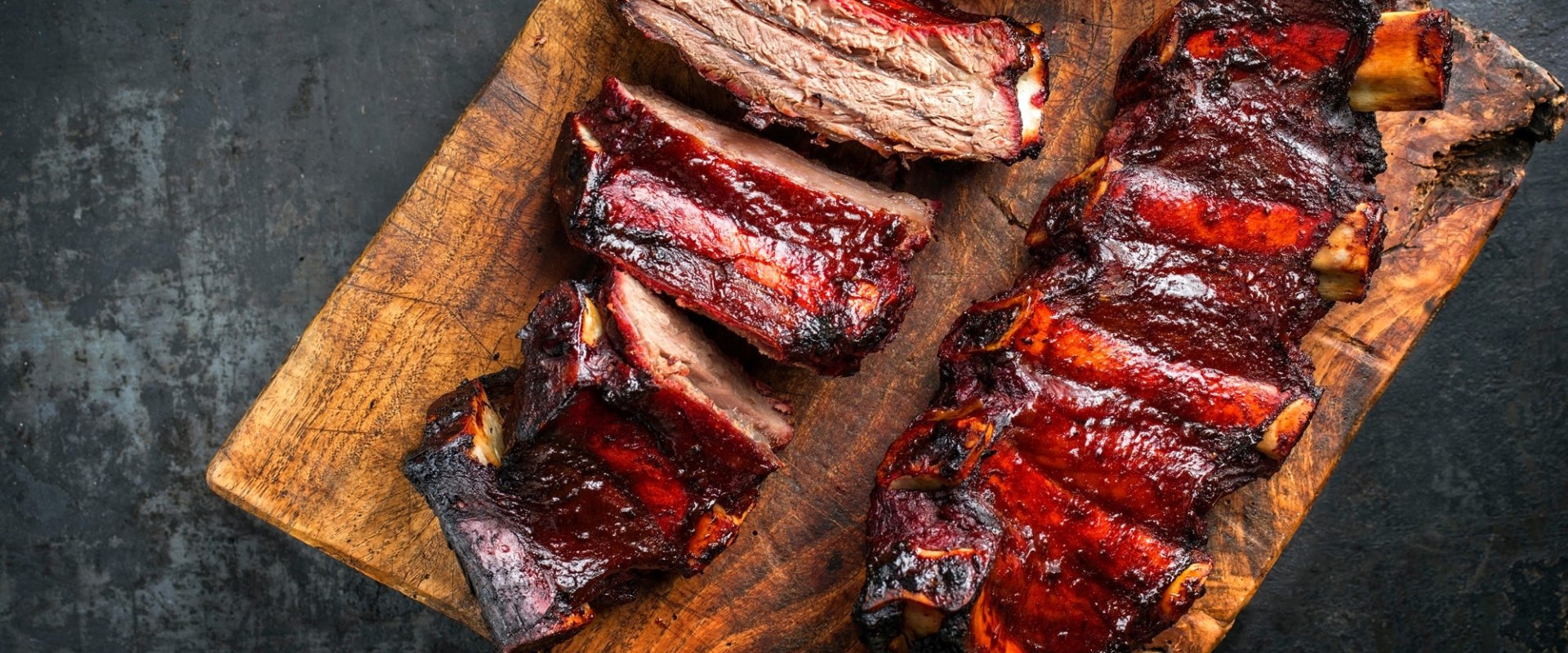 Discover the Mouth-Watering Flavors of Smokin' Joe's Ribs