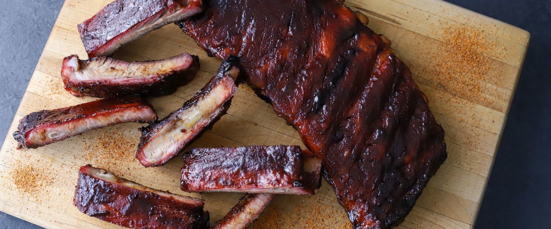 The Low and Slow Smoking Method: A Comprehensive Guide to Perfectly Cooked Ribs